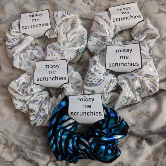 Handmade scrunchies - Picture 4 of 7